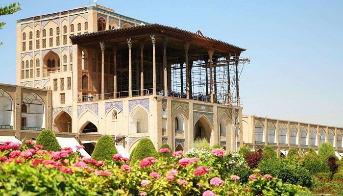 عمارت عالی قاپو اصفهان