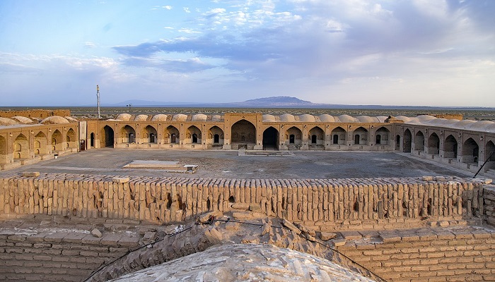 کاروانسرای دیره دبی