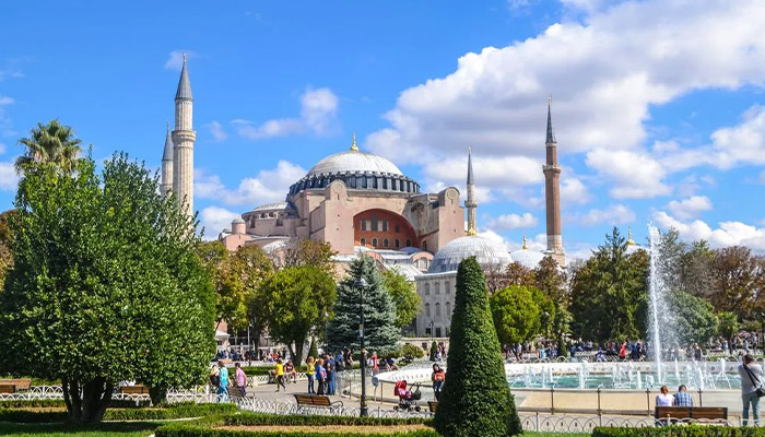 میدان هیپودروم استانبول