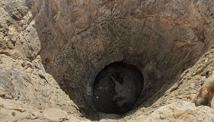 کوه زندان تخت سلیمان