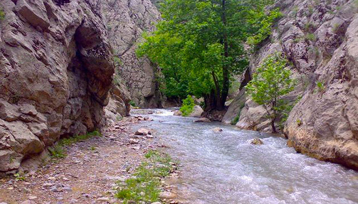 آبشار قره سو مشهد