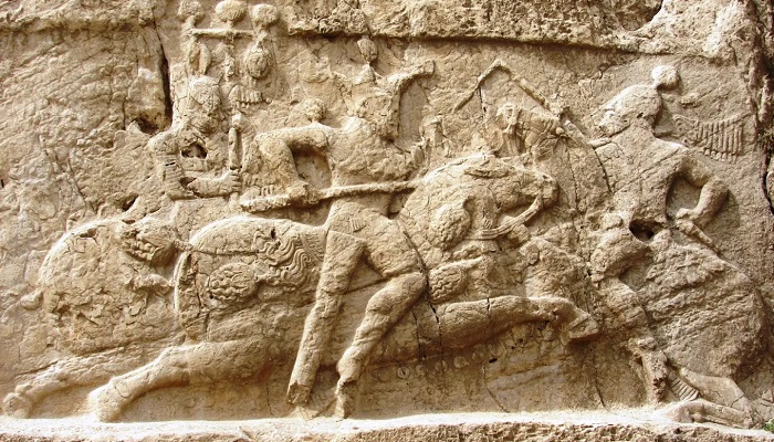 سنگ نگاره نبرد شاپور دوم شیراز
