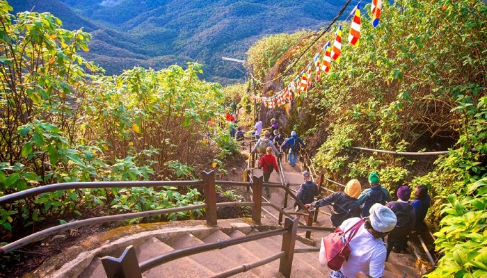 قله آدم سریلانکا