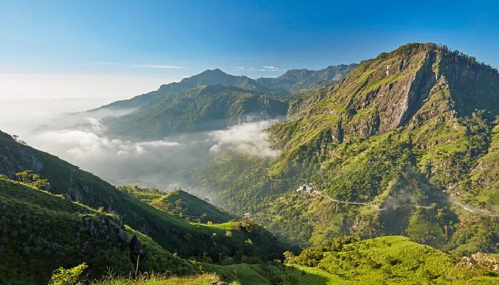 قله آدم در سریلانکا