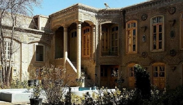 خانه اکبرزاده مشهد