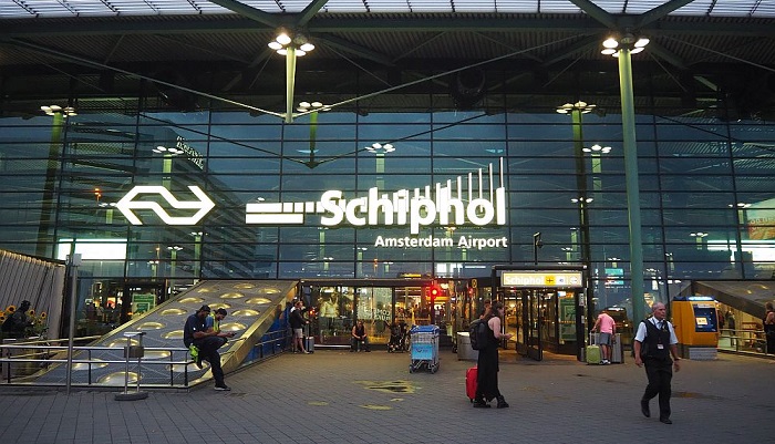 فرودگاه شیپول آمستردام