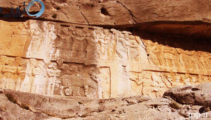 آثار تاریخی در همسایگی دریاچه ارژن