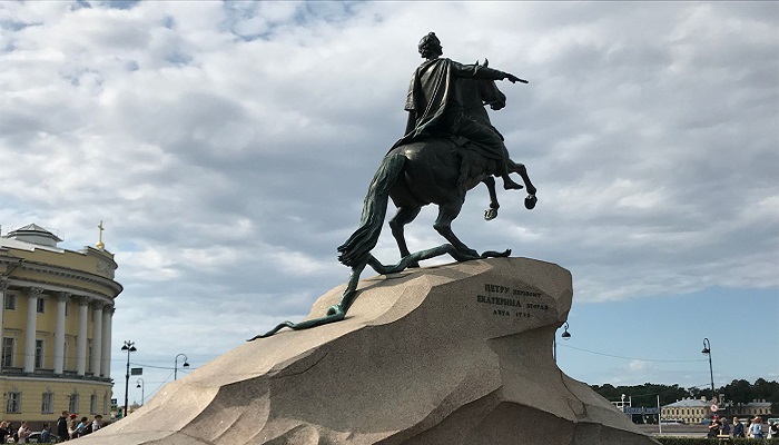مجسمه سوارکار برنزی روسیه