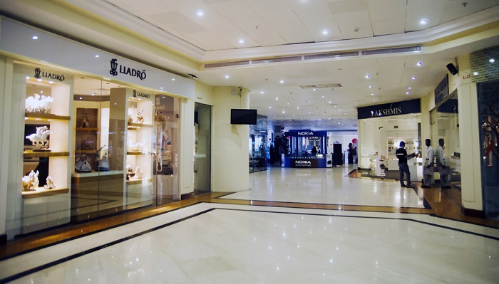 مرکز خرید بلوار کراسکت سریلانکا