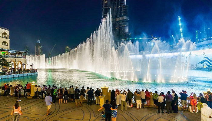 آبنمای دبی