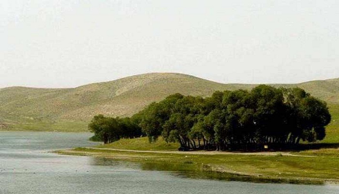 تالاب قوری گل تبریز
