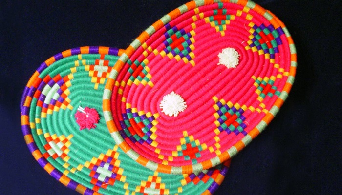 کپوبافی از صنایع دستی روستای شیب دراز قشم