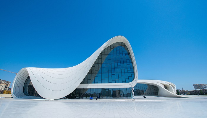 مرکز فرهنگی حیدر علی اف باکو