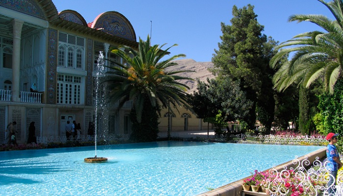 حوض ماهی باغ ارم شیراز