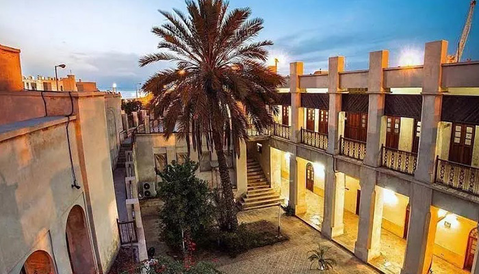 عمارت کازرونی بوشهر