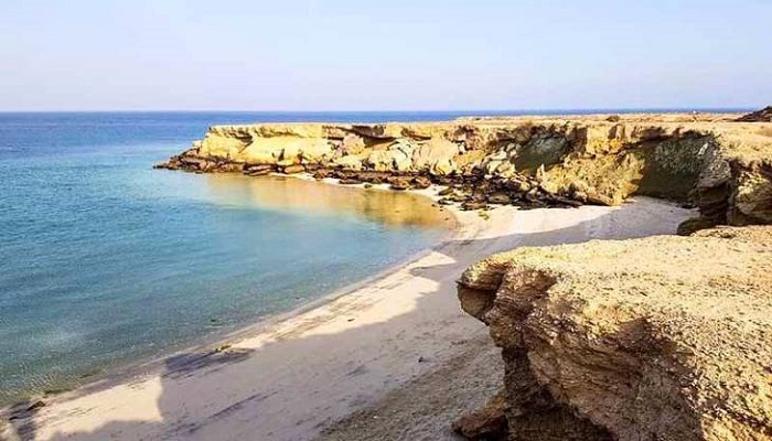 ساحل خانیزی هنگام