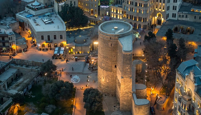 قلعه دختر باکو از جاهای دیدنی آذربایجان