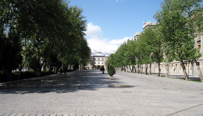 میدان مشق تهران