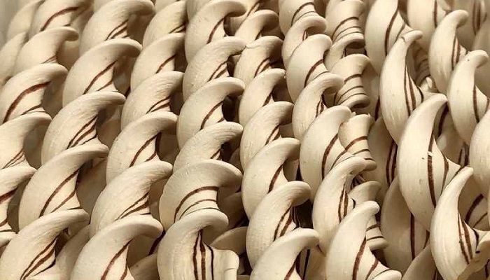 شکلات پیچ زنجبیلی