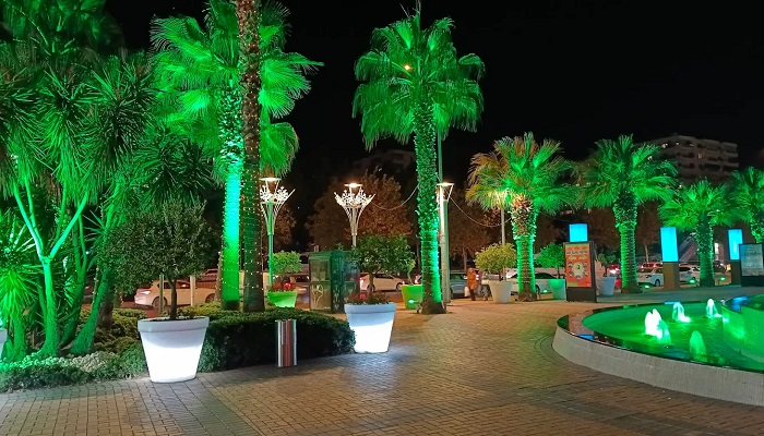 مرکز خرید آگورا در ازمیر