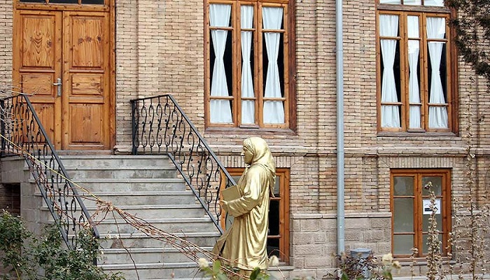 خانه پروین اعتصامی تبریز