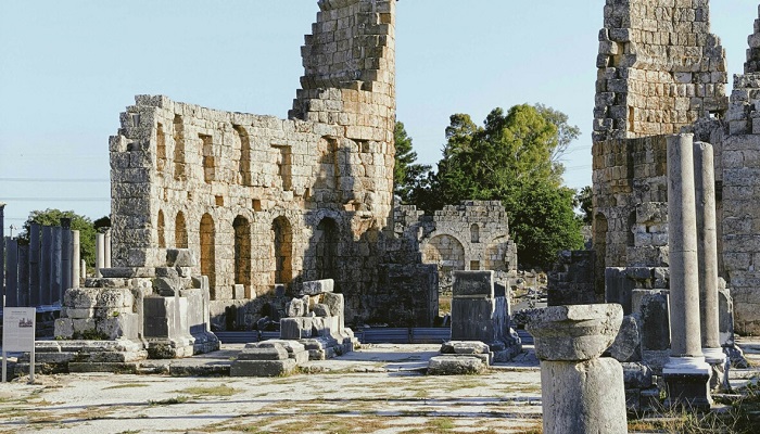 شهر باستانی پرگه در آنتالیا