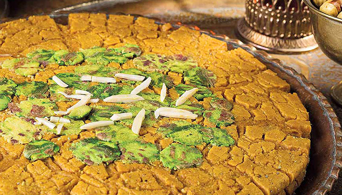 سوهان سوغات خوردنی یزد