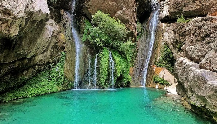 تنگه تیزاب در استان فارس