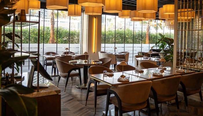 رستوران د بنک دبی