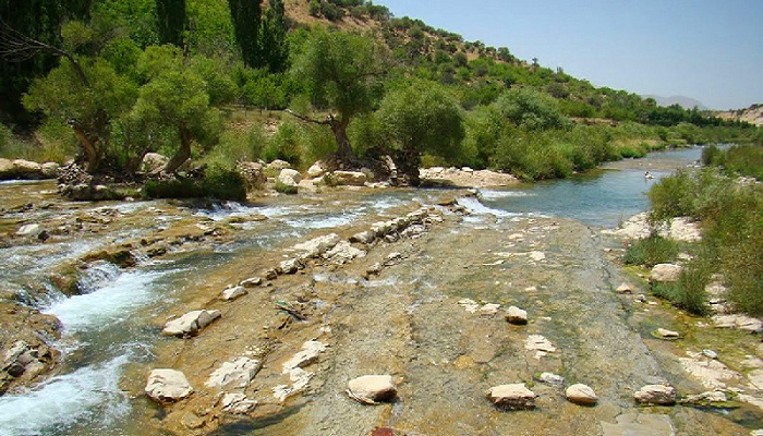 تنگه تیزاب شیراز