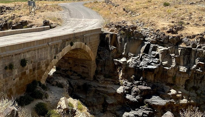 پل شیطان وان ترکیه کجاست