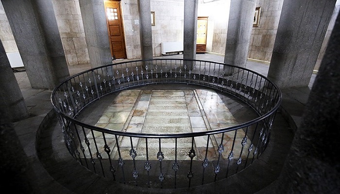 مقبره ابوعلی سینا در همدان