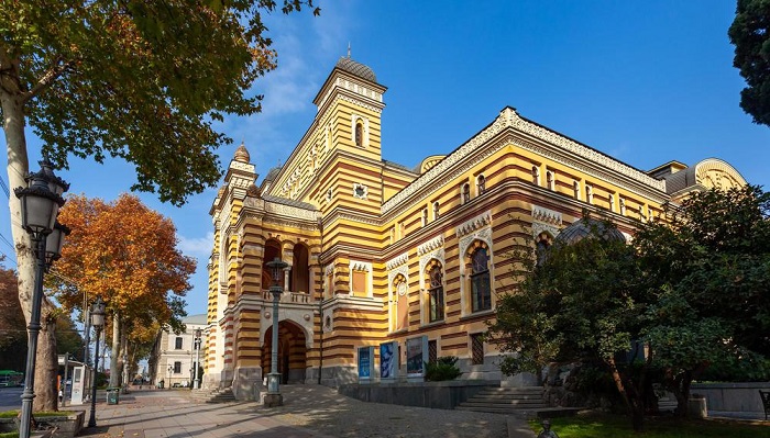 دیدنی های خیابان روستاولی تفلیس