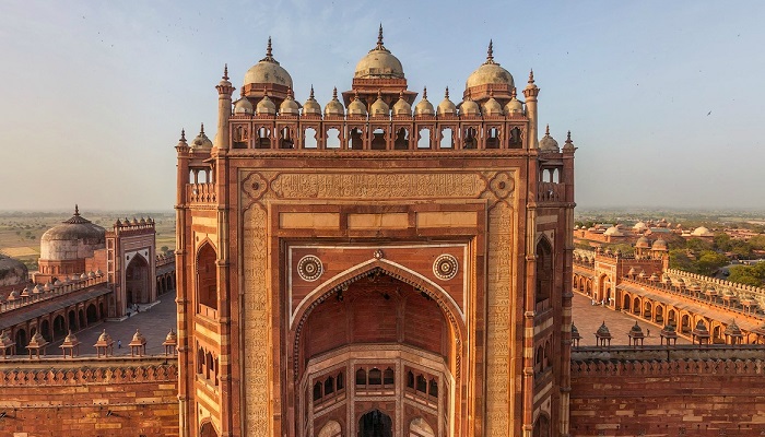 بلند دروازه آگرا