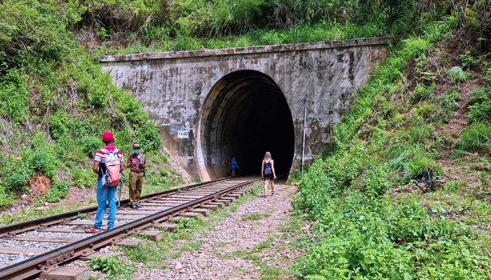 پل راه آهن دمودارا سریلانکا