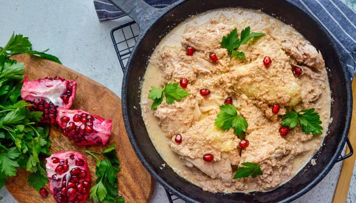 ساتسیوی از غذاهای گرجستان تفلیس