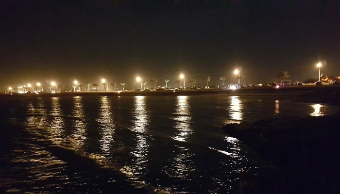 ساحل کلبه هور کیش در شب