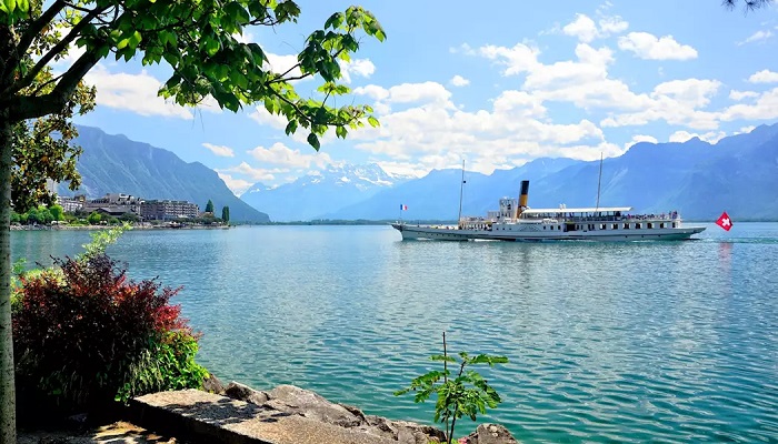 بازدید از دریچه ژنو سوئیس