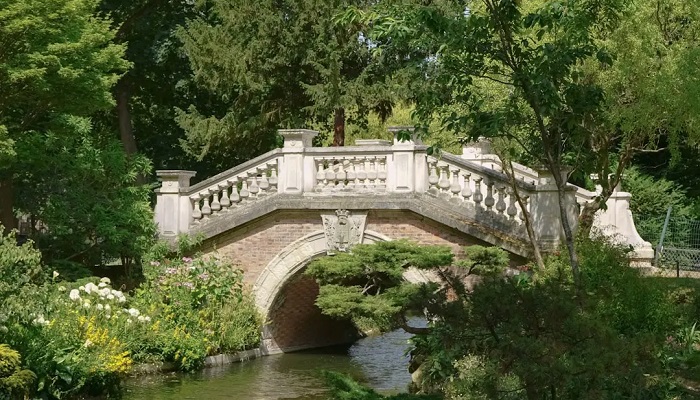 پارک مونسو پاریس