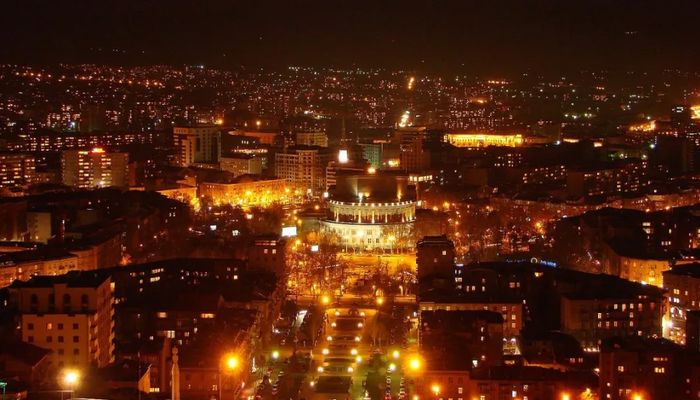 تفریحات شبانه ایروان